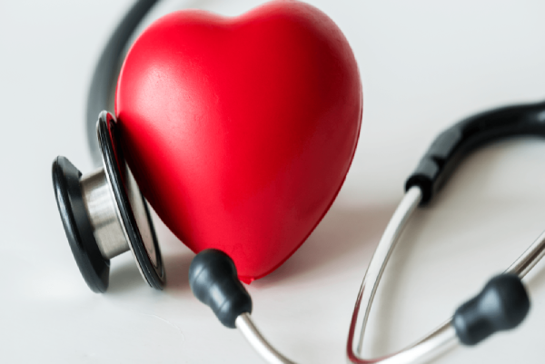 Người mắc bệnh tim mạch có triệu chứng gì?